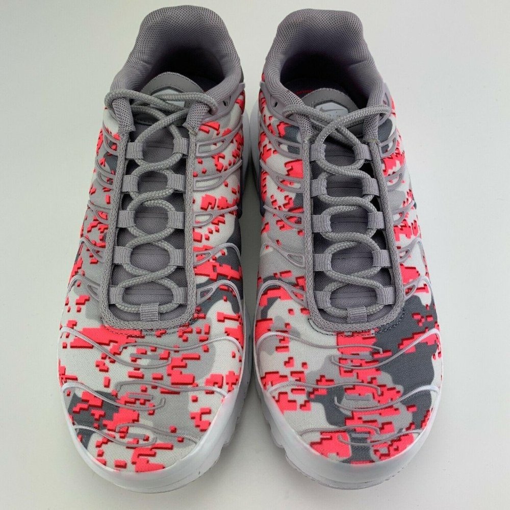 Nike Air Max Plus TN Womens Running Shoes - Picture 8 of 8